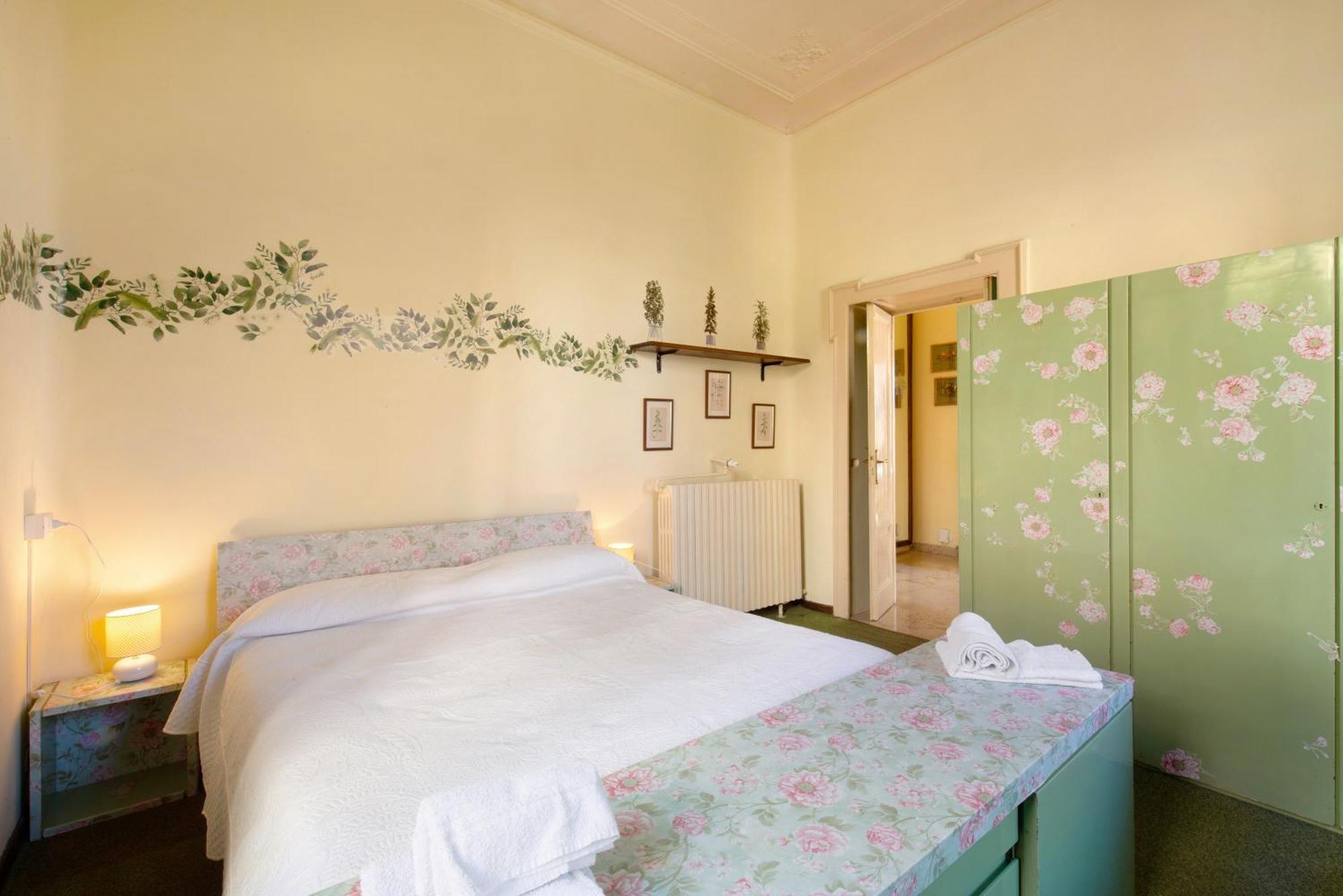 App Mughetto In Villa Marchello Brunate Exterior foto
